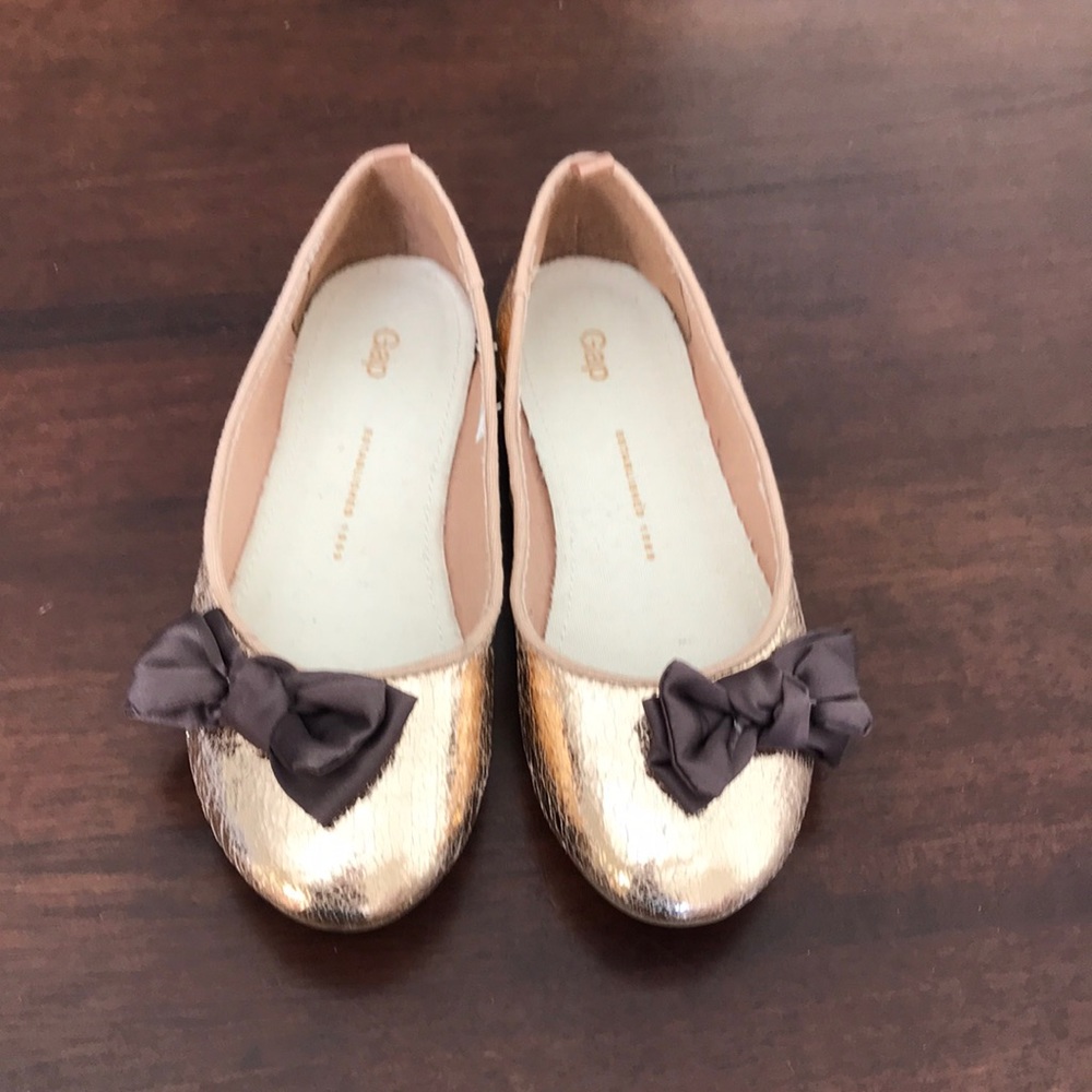 Gap flats shoes size 2 child